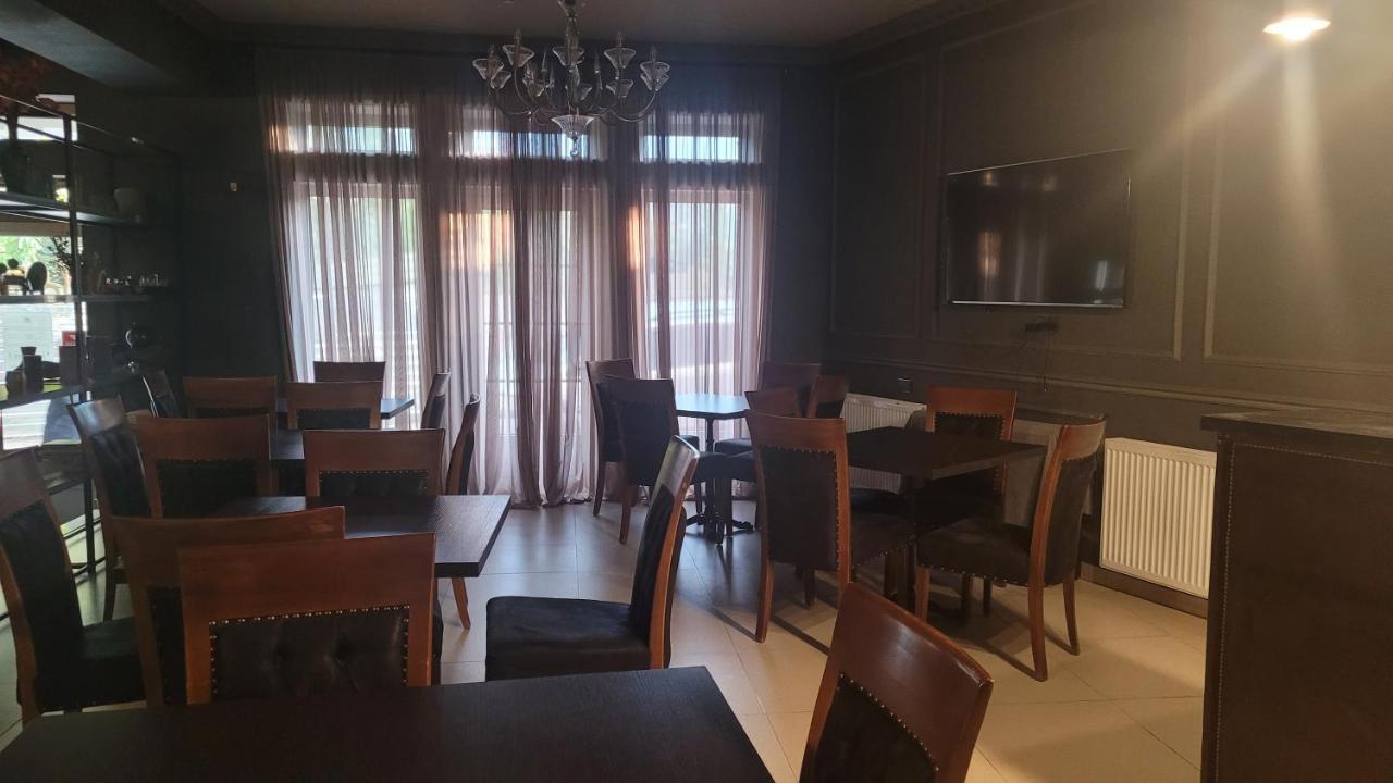 Hotel Plaza Tbilisi Luaran gambar